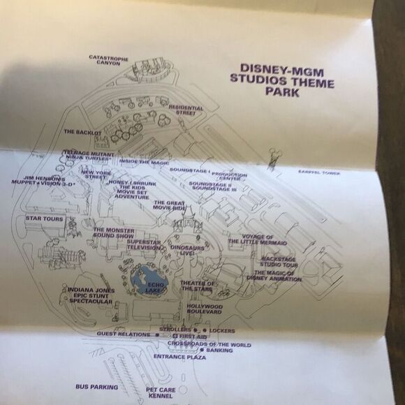 Vintage Walt Disney World resort map - Picture 7 of 11